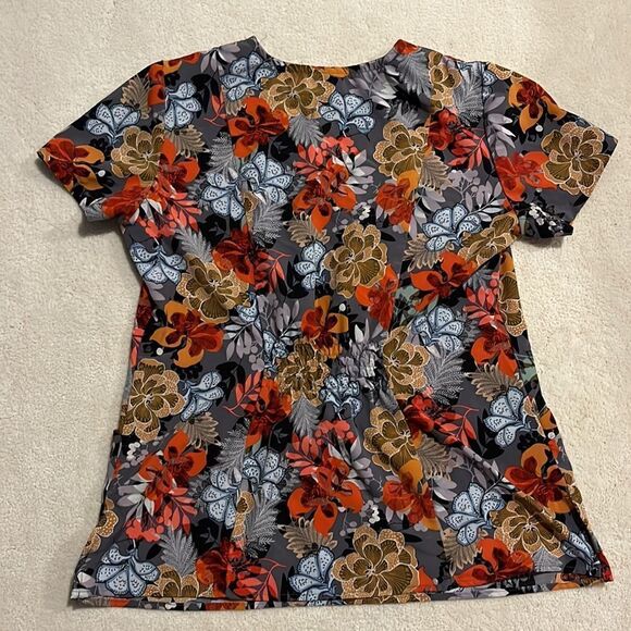 White Cross Fall Motif Flowers Scrubs Healthcare Top. Size Small - Picture 6 of 7
